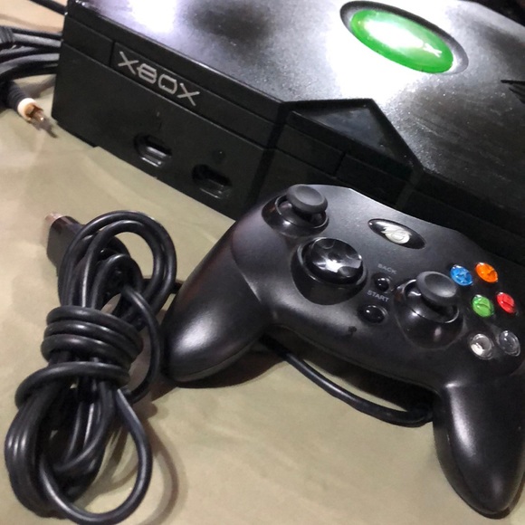 Xbox Original. 45+ games. - Picture 2 of 3